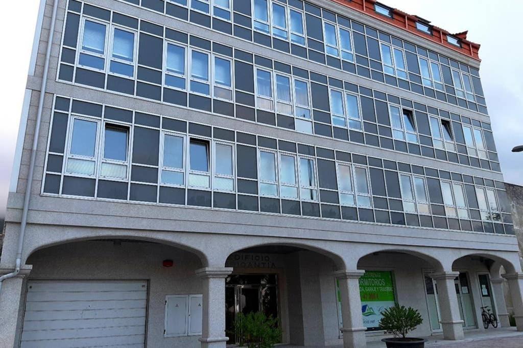 Disfrute De Sus Vacaciones Con Wifi En El Puerto De Carino Apartman Kültér fotó